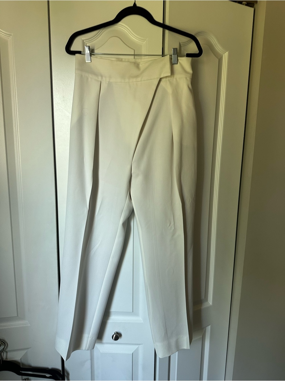 JLUXLABEL White tailored high waisted pant with cross front  Tab